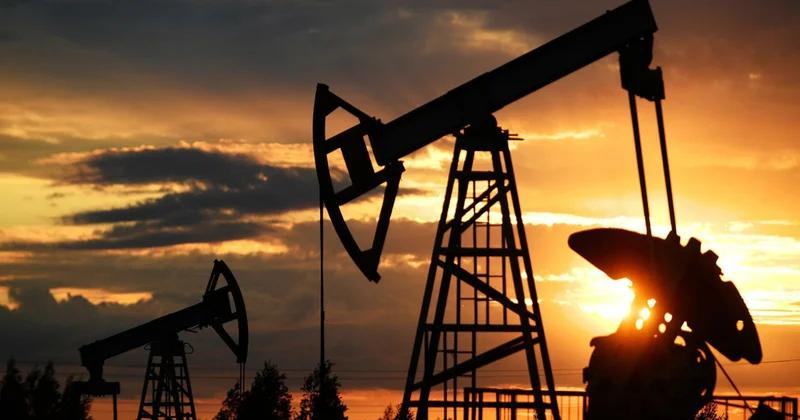 Dünya bazarlarında “Brent” nefti 66 dollardan aşağı ticarət olunur