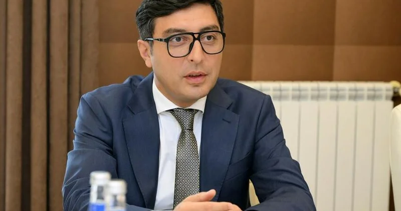 Çalışıram ki, həftədə 2 3 dəfə hovuzda üzüm Fərid Qayıbov