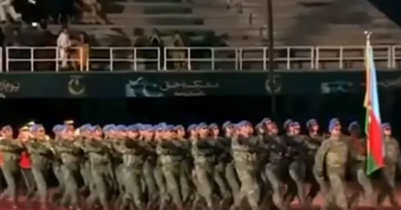 Azərbaycan hərbçiləri Pakistandakı paradda VİDEO