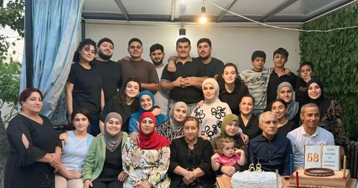 Alim Qasımov ad gününü ailəsi ilə belə qeyd etdi Foto