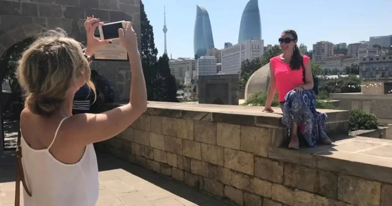 Azərbaycana gələn turist pulunu ən çox nəyə xərcləyir? Açıqlama