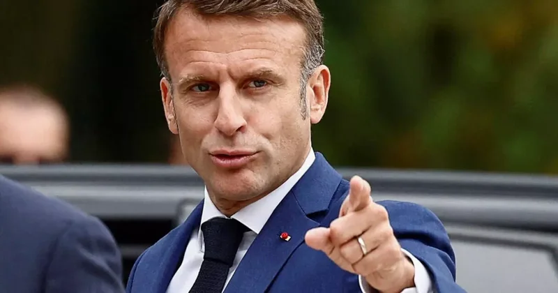 Жара косит французов, а Макрон развлекается Фото с президентом вызвало скандал
