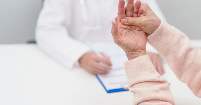 Parkinson xəstəliyinin qeyri adi erkən əlaməti müəyyən edilib