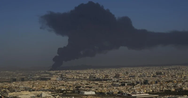 Husilər “Saudi Aramco” şirkətinin obyektlərindən birinə PUA zərbəsi endirdiklərini açıqlayıblar