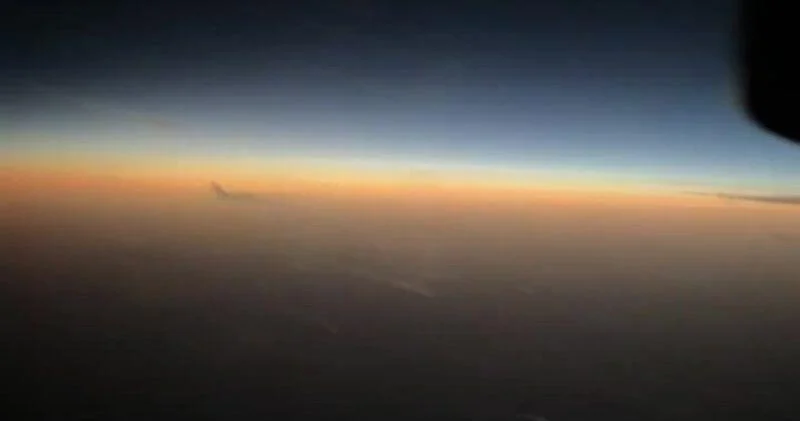 Солнечное затмение из кабины пилота самолета A320 ВИДЕО