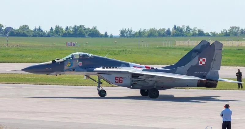 Polşa Ukraynaya dronlar müqabilində MiQ 29 qırıcıları verəcək