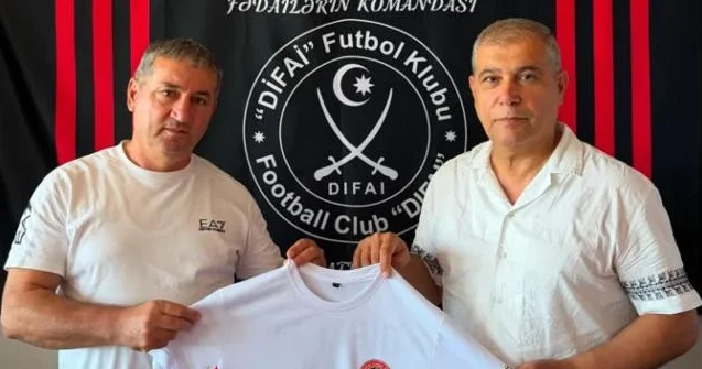 Difai 2 ay əvvəl anlaşdığı baş məşqçi ilə vidalaşdı
