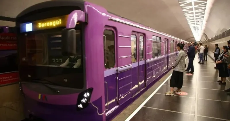 Bakı metrosunda DƏYİŞİKLİK FOTO