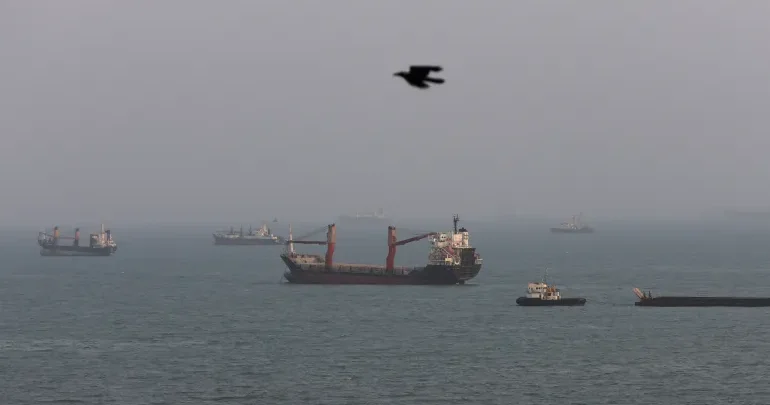 BƏƏ İranı Hörmüz boğazında ADNOC a məxsus iki gəmiyə hücumu ittiham edib