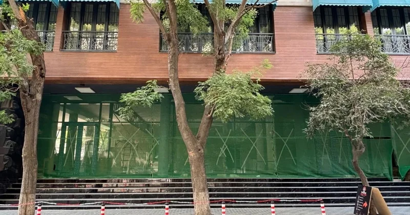 Azərbaycan Teatr Xadimləri İttifaqının binası təmirə bağlanıb FOTO