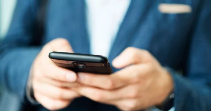 7 ayda mobil telefon rabitəsi sahəsində 742 milyon manatlıq xifmət göstərilib