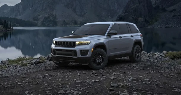 Jeep Grand Cherokee SUV nu yeniləyir