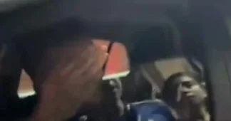 Qarabağ ın qapıçısı Koxalski ilə azyaşlı azarkeşlər arasında söz davası (Video)