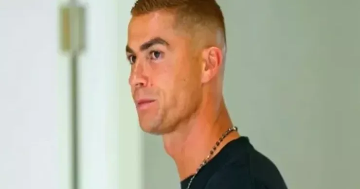 Ronaldonu görənlər tanımadı Evlənəndən sonra imicini dəyişdi