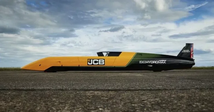 653 km/saat sürət yığan avtomobil yaradıldı