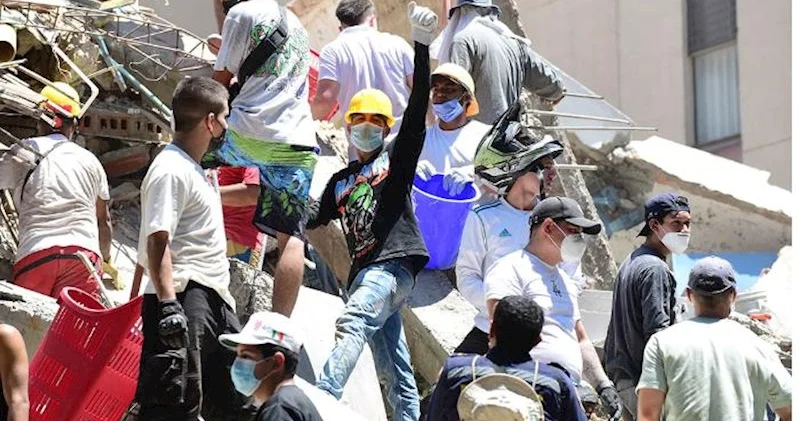 Kolumbiya zəlzələsində ölənlərin sayı 285 ə çatdı