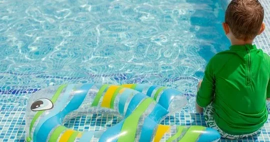 “Sea breeze”də ayağı su borusunda qalan 3 yaşlı uşaq vəfat etdi YENİLƏNİB