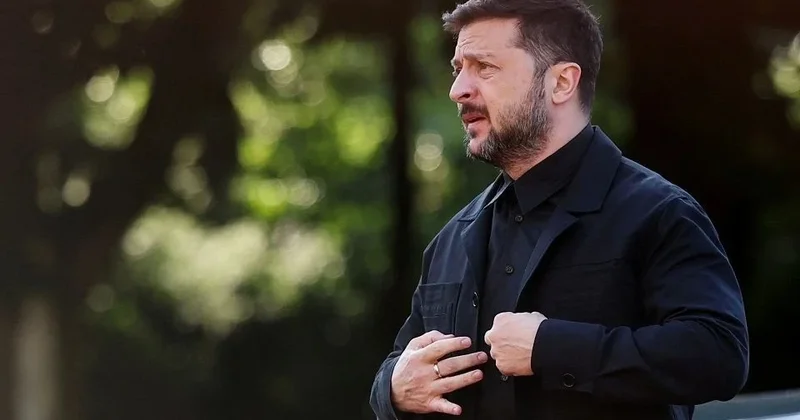 Mendel: Zelenskinin siyasəti Ukraynanı xarabalığa çevirir