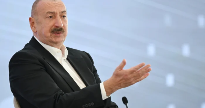Dünya mediası İlham Əliyevin müsahibəsindən yazır FOTOLAR