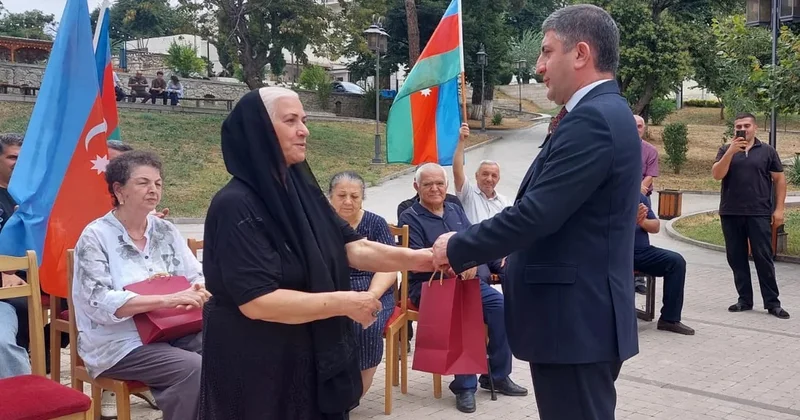 Növbəti köç karvanı Xankəndi şəhərinə çatdı, açarlar təqdim olundu FOTOLAR