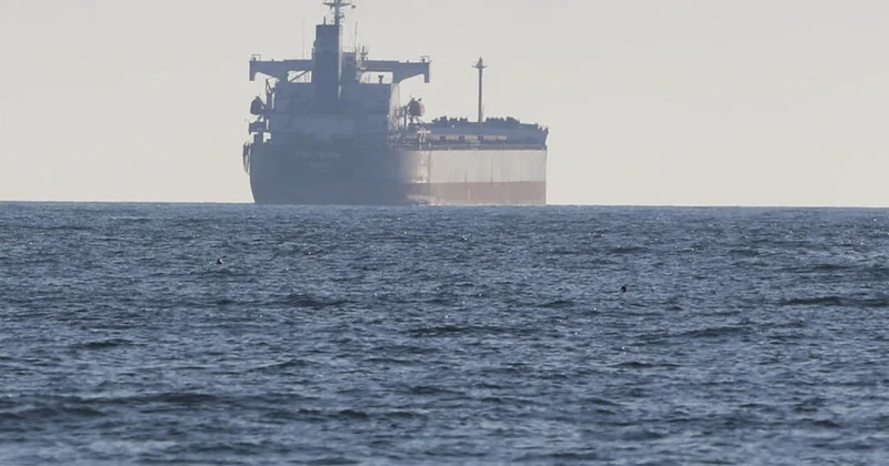 Tartus limanına ilk mülki yüklər gətirildi KONKRET