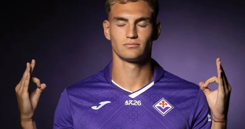 “Fiorentina” “Parma”nın forvardını transfer edib