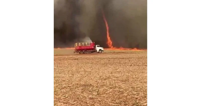 Большой огненный торнадо попал на видео в Бразилии