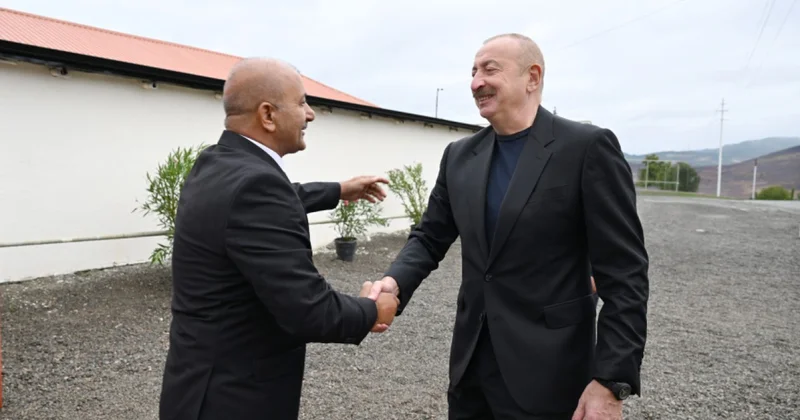 Prezident Sos sakininin evində oldu FOTOLAR KONKRET