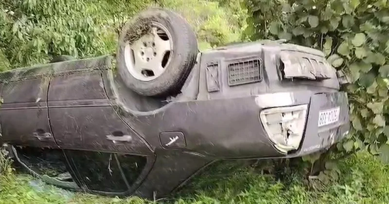 Zaqatalada “Mercedes” aşıb, xəsarət alanlar var