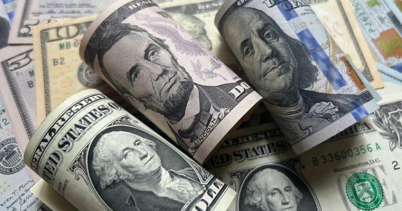 “Forbes”: Ən zəngin amerikalıların orta yaşı 70 dir