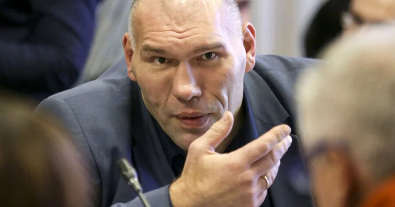 Украина объявила в розыск Валуева