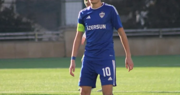 Bundesliqada oynayan ilk azərbaycanlı kimi tarixə düşmək istəyərdim Qarabağ dan ayrılaraq Almaniya klubuna keçən İsgəndərov