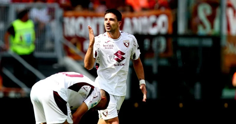 A Seriyası: “Torino” “Roma” səfərindən 3 xalla qayıdıb