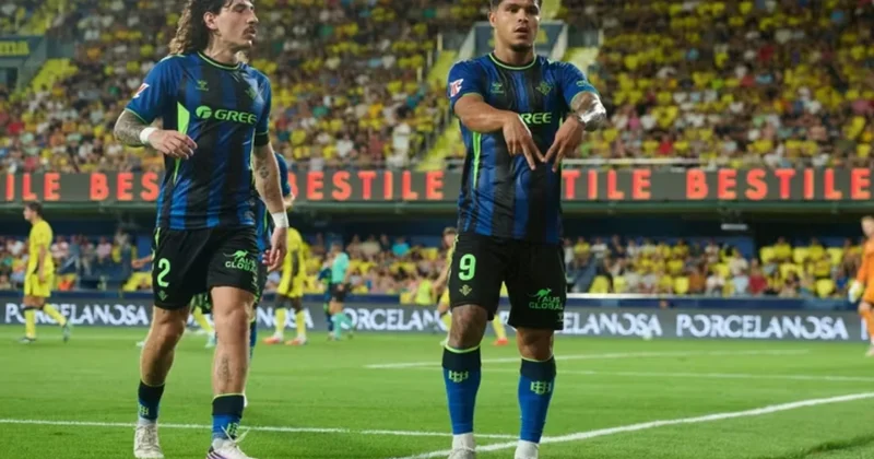 “Betis” səfərdə “Vilyarreal”ı yıxdı La Liqada ikinci pilləyə yüksəldilər VİDEO