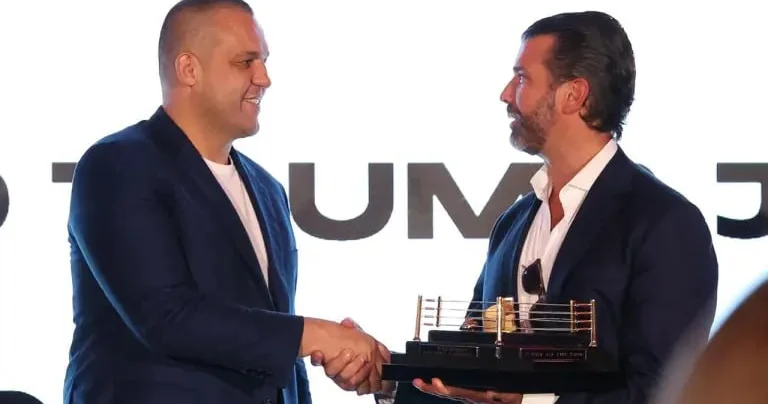 Trampın oğlunun toyunun xərclərini o qarşılayıb