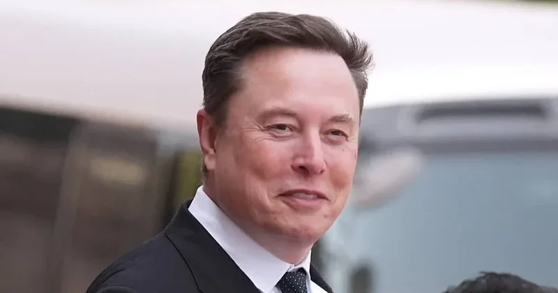 SpaceX начнет запускать ИИ компьютеры на орбиту