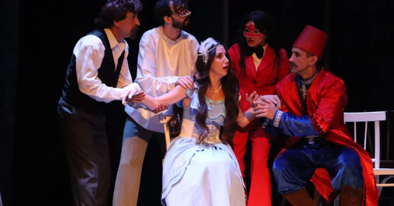 Şuşa Teatrı 153 cü mövsümünü Ağıldankəm Jurden tamaşası ilə açıb