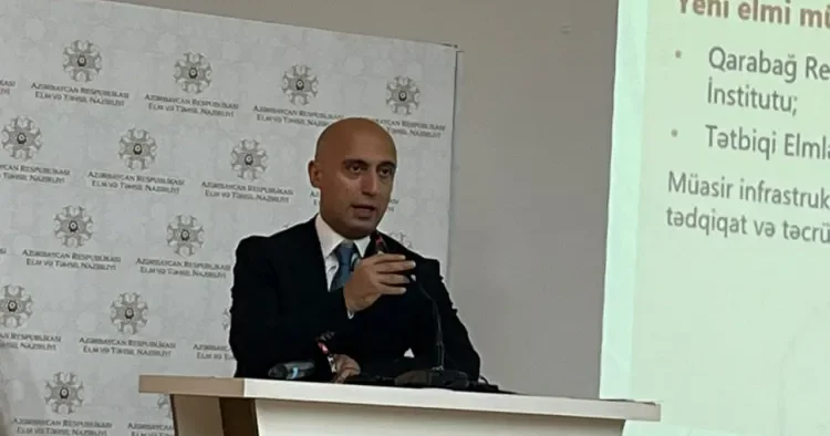 Müəllimlik ixtisasları üzrə qəbul planı niyə azaldılıb? Nazir AÇIQLADI