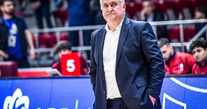 “Matçdan razı, nəticədən narazı qaldım” Erhan Toker