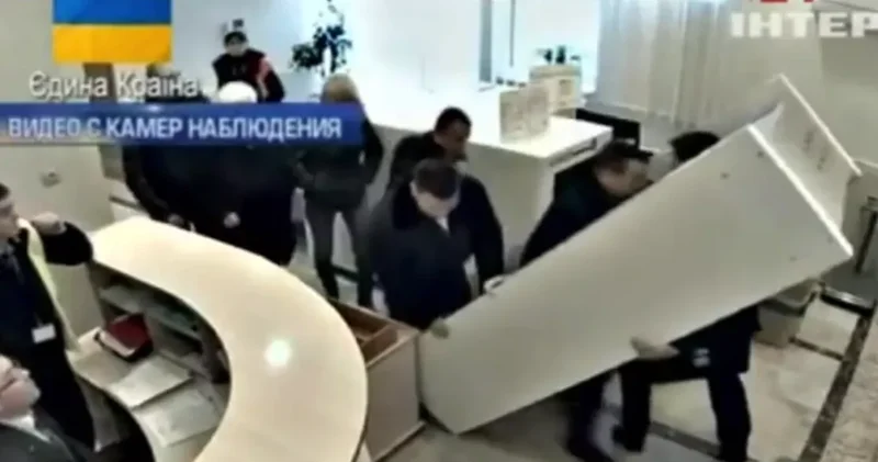 Так Кравченко покинул Украину: ВИДЕО