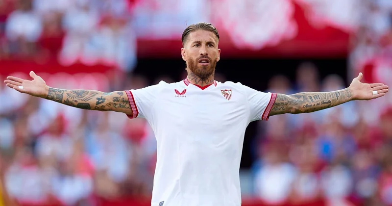 Ramos İngiltərə yolunda