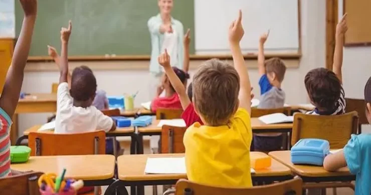 Azərbaycan əhalisinin 2,2 milyonu təhsil alır