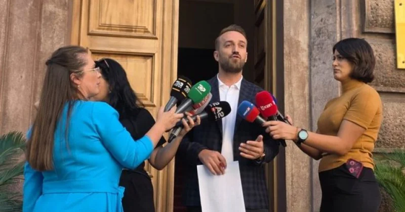 Albaniyada jurnalistlər məhkəmənin yeni qaydalarına etiraz edir