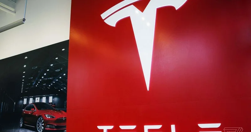 “Tesla”dan uçan avtomobil gəlir?