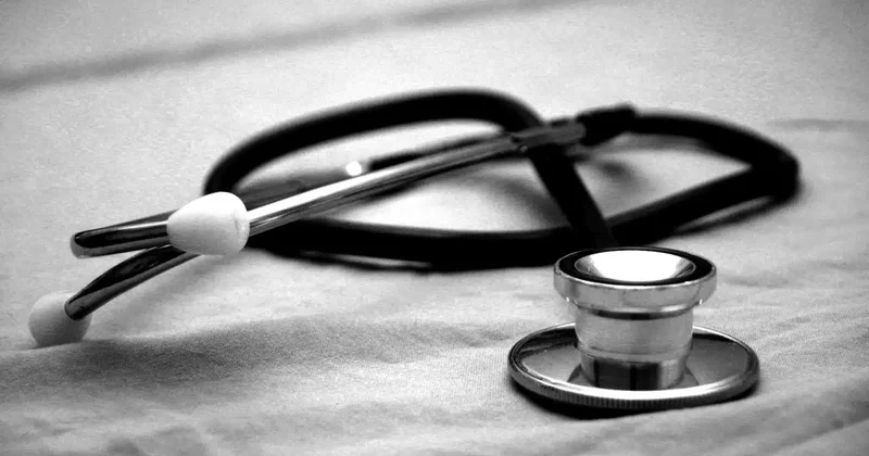 Şok edən tibbi etiraf: Həkimlər xərçəng diaqnozunu xəstələrdən niyə gizlədirdi?