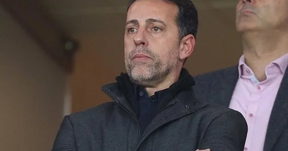 Arsenal ın sabiq idman direktoru Bolqarıstanda işləyəcək