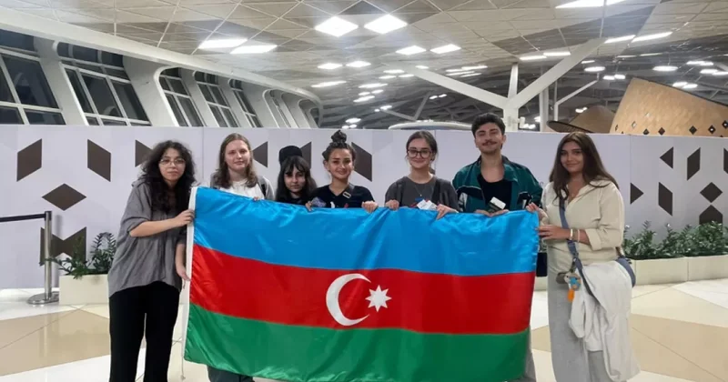 Азербайджанские студенты едут в Аньхой