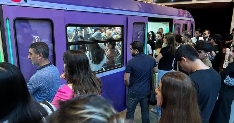 “Metroda bir qatarın dayanması bütün xətt üzrə intervala təsir göstərir” Eldəniz Cəfərov