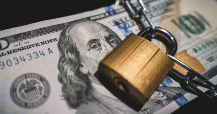Dolların sabah üçün rəsmi məzənnəsi müəyyən olunub