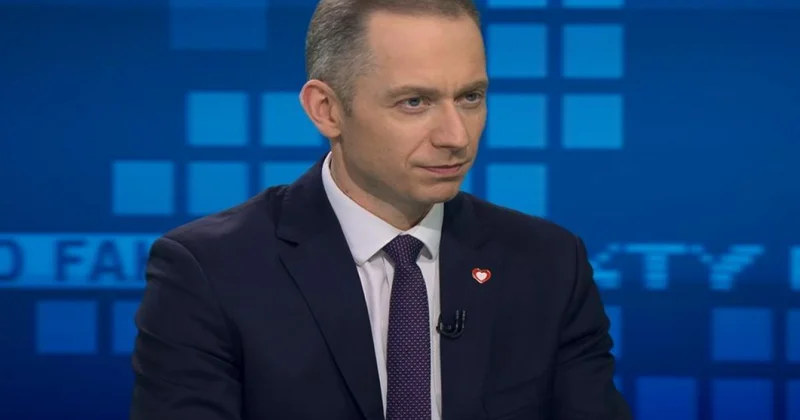 Polşa MN: Hərbçilərə hava məkanını pozan bütün obyektləri vurmaq hüququ verilib